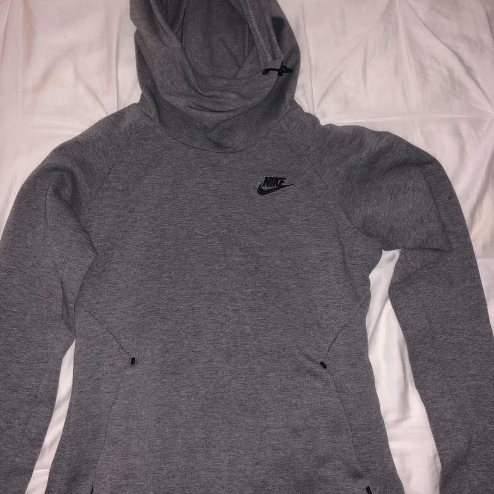 Gray Nike Sweatshirt - image 1